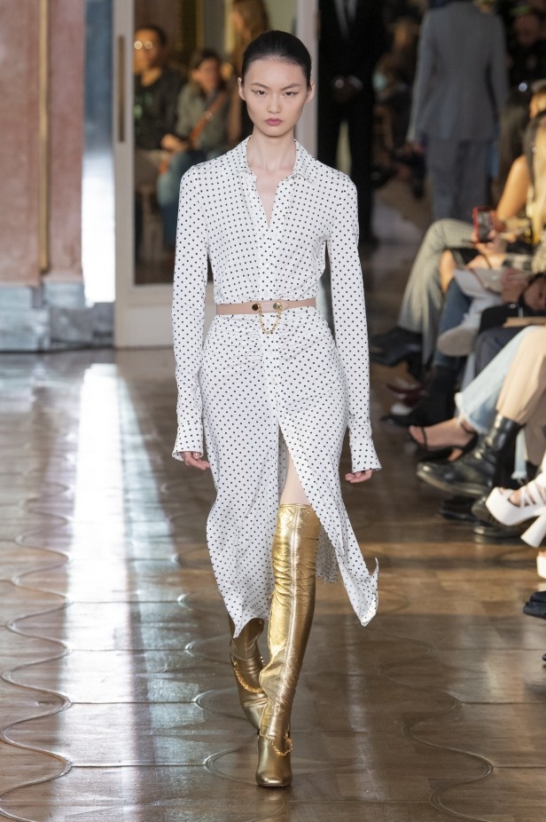 اسبوع الموضة في باريس 2019 مجموعة altuzarra للملابس الجاهزة لربيع وصيف 2020