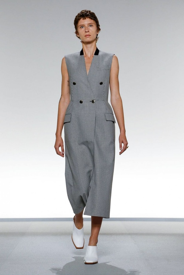 اسبوع الموضة في باريس 2019 مجموعة GIVENCHY لربيع وصيف 2020