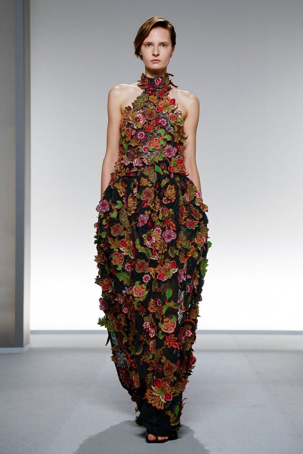 اسبوع الموضة في باريس 2019 مجموعة GIVENCHY لربيع وصيف 2020