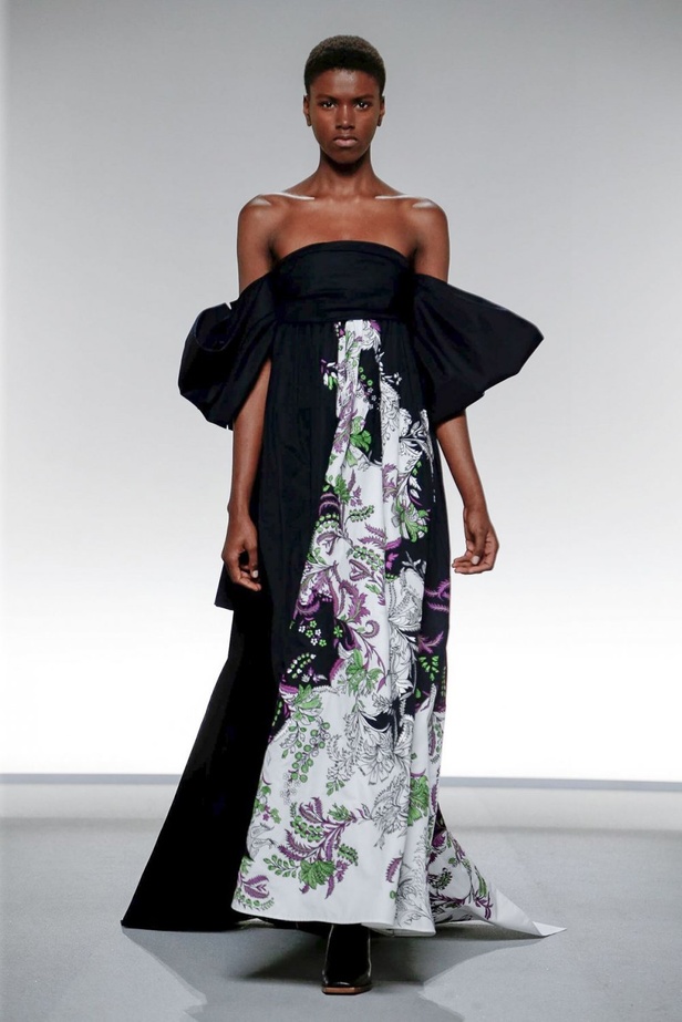 اسبوع الموضة في باريس 2019 مجموعة GIVENCHY لربيع وصيف 2020