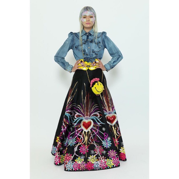 اسبوع الموضة في باريس 2019 مجموعة الالبسة الجاهزة من MANISH ARORA لربيع وصيف 2020