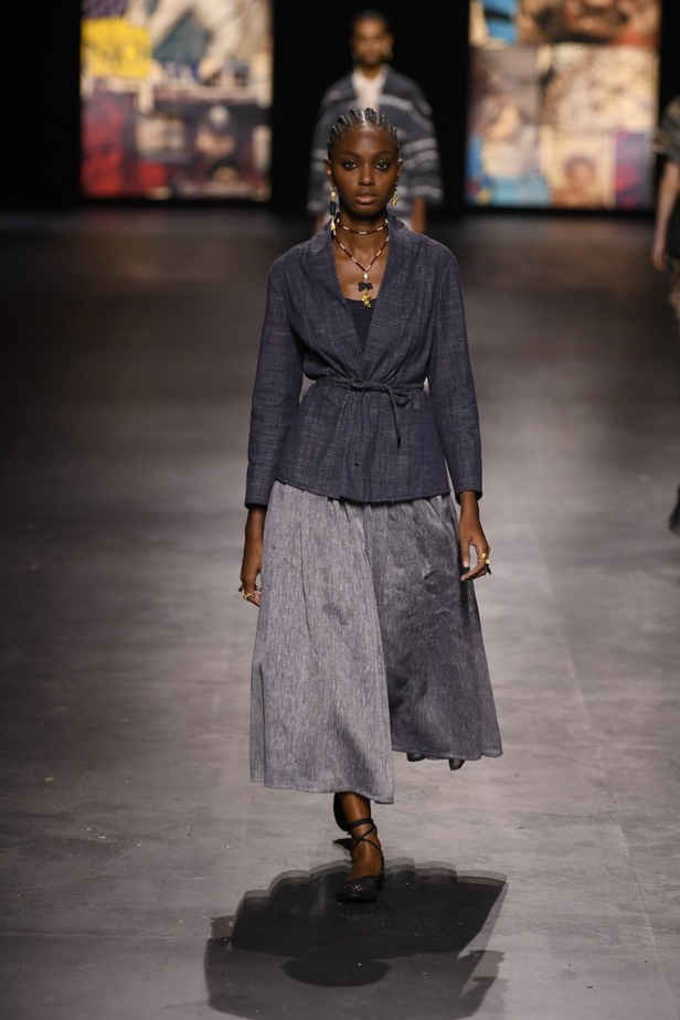 عرض أزياء ديور Dior لربيع وصيف 2021 من أسبوع الموضة في باريس