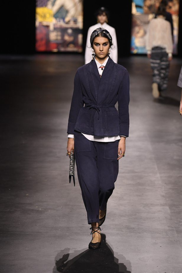 عرض أزياء ديور Dior لربيع وصيف 2021 من أسبوع الموضة في باريس