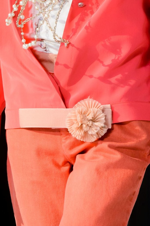 مجموعة "شانيل" لموسم ربيع وصيف 2017