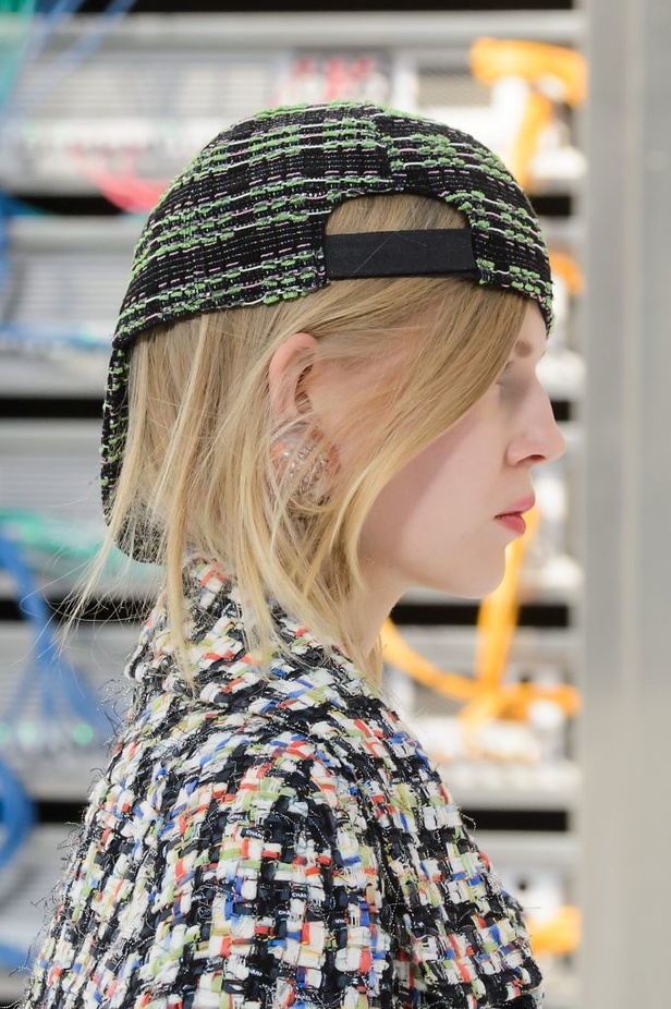 مجموعة "شانيل" لموسم ربيع وصيف 2017