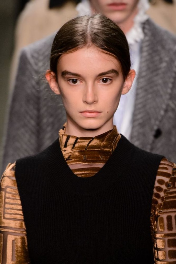 مجموعة “بربري” لموسم خريف وشتاء 2016-2017 من منصة العرض الى الاسواق فورا