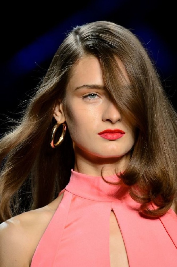 عرض Cushnie et Ochs في اسبوع نيويورك للموضة