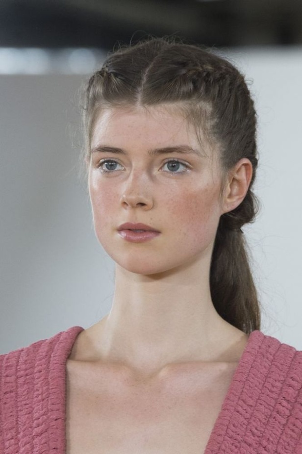 مجموعة Emilia Wickstead لربيع وصيف 2017