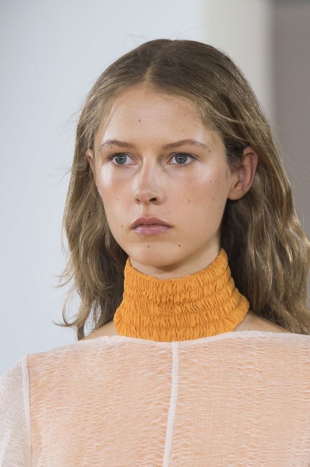 مجموعة Emilia Wickstead لربيع وصيف 2017