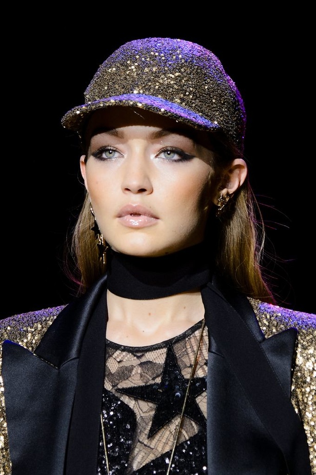 مجموعة ايلي صعب للهوت كوتور لخريف وشتاء 2016-2017