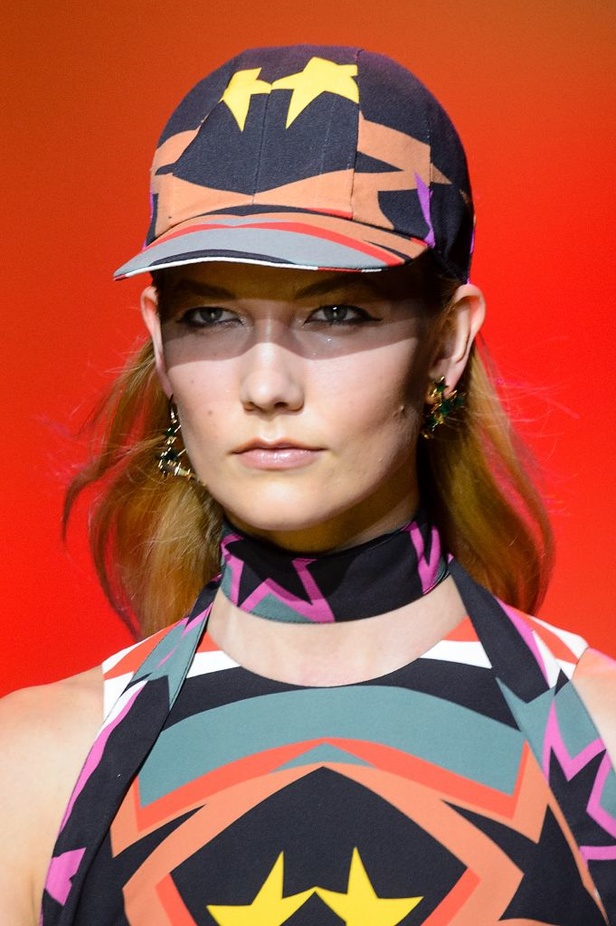 مجموعة ايلي صعب للهوت كوتور لخريف وشتاء 2016-2017