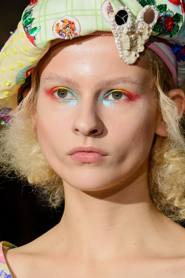 مجموعة Manish Arora لربيع وصيف 2017..