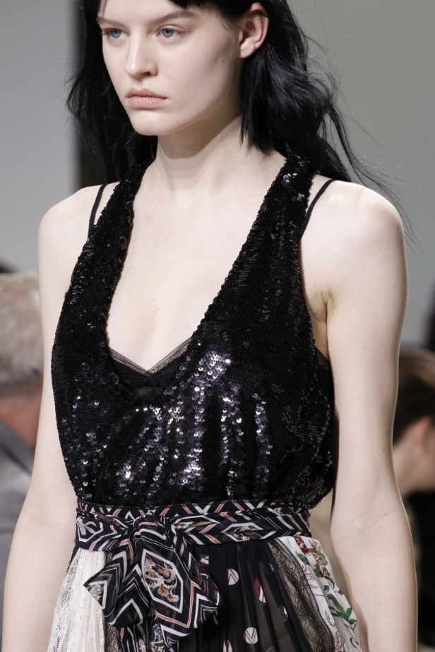 مجموعة Giambattista Valli لربيع وصيف ٢٠١٧ !