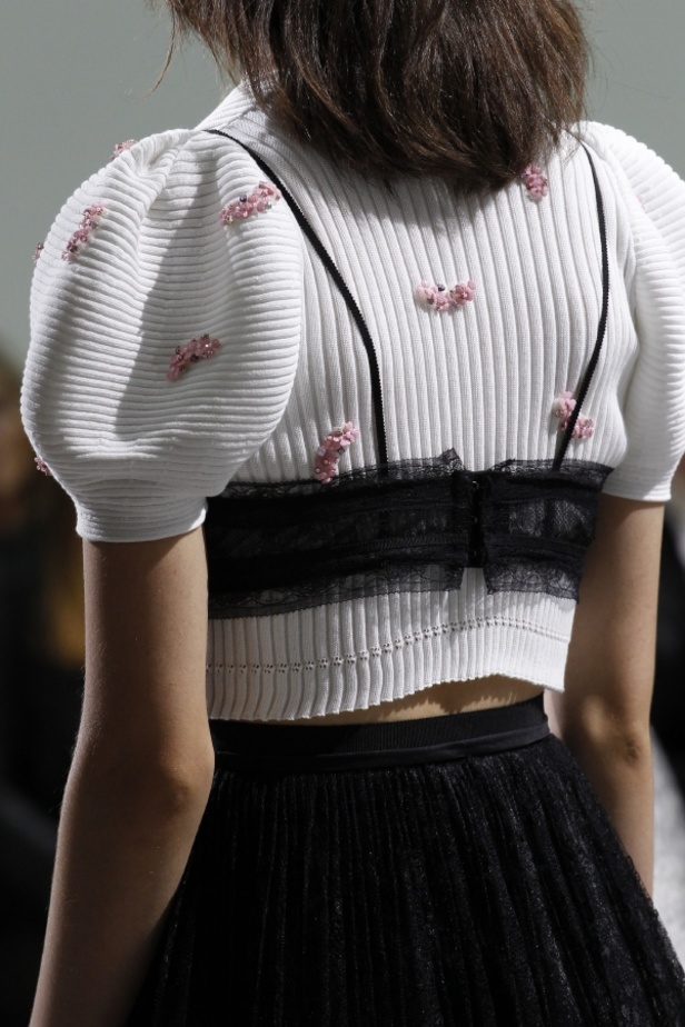 مجموعة Giambattista Valli لربيع وصيف ٢٠١٧ !