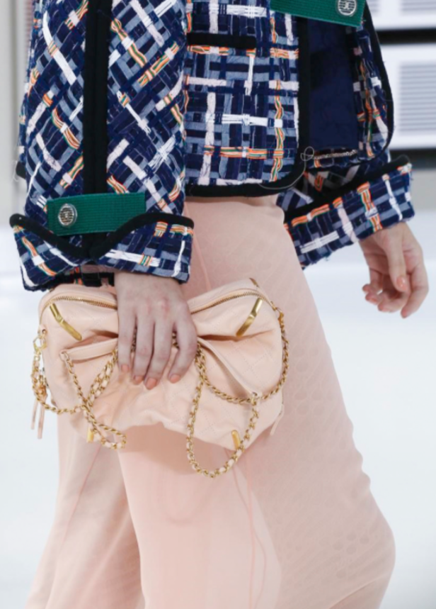 مجموعة "شانيل" لموسم ربيع وصيف 2017