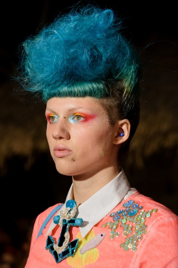 مجموعة Manish Arora لربيع وصيف 2017..