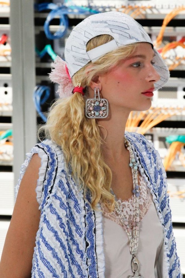 مجموعة "شانيل" لموسم ربيع وصيف 2017