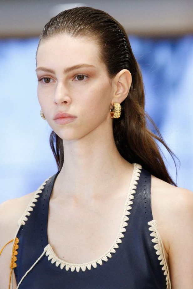 مجموعة Loewe لربيع وصيف ٢٠١٧ !