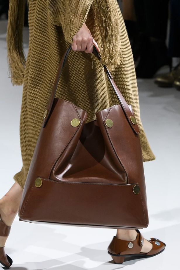 مجموعة “ستيلا ماكارتني” لموسم ربيع وصيف 2017