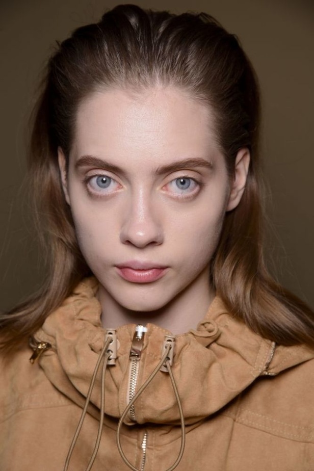 مجموعة “ستيلا ماكارتني” لموسم ربيع وصيف 2017