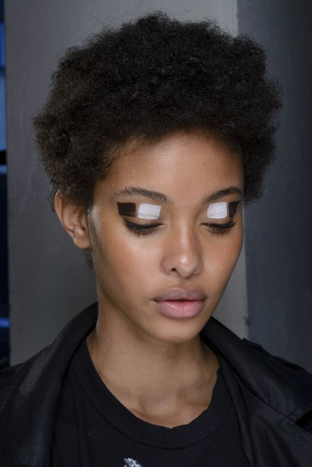 مجموعة Antonio Marras للأزياء الجاهزة لربيع وصيف ٢٠١٧!