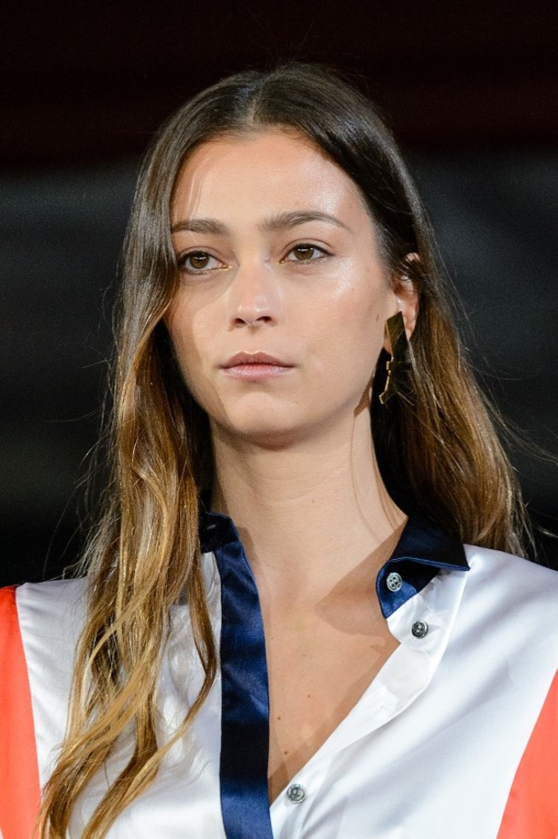 مجموعة Alexis Mabille للأزياء الفاخرة لخريف ٢٠١٦