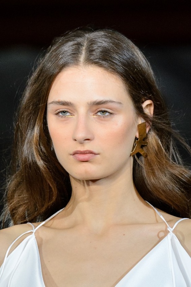 مجموعة Alexis Mabille للأزياء الفاخرة لخريف ٢٠١٦