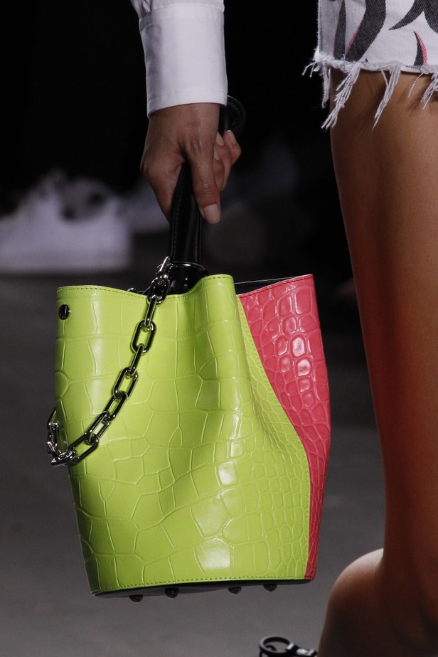 مجموعة الكسندر وانغ لموسم ربيع وصيف 2017