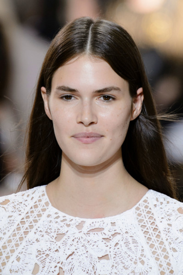 مجموعة اوسكار دي لا رنتا لموسم ربيع وصيف 2017