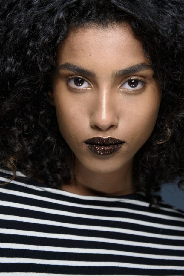 مجموعة DKNY لربيع وصيف 2017..