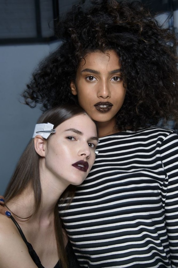 مجموعة DKNY لربيع وصيف 2017..