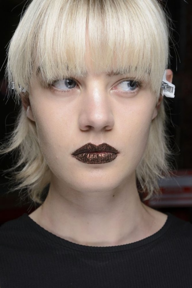 مجموعة DKNY لربيع وصيف 2017..