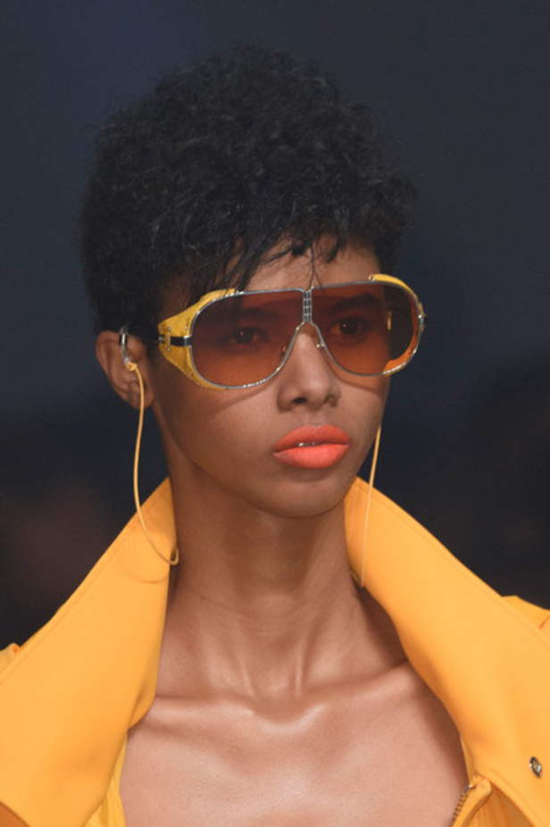 مجموعة فرسوس فيرساتشي لموسم ربيع وصيف 2017