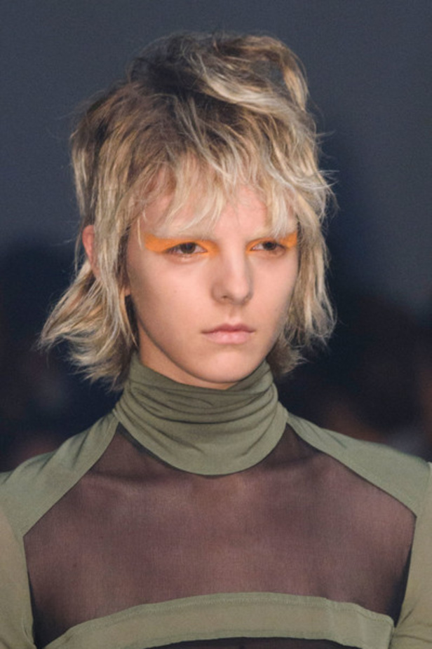 مجموعة فرسوس فيرساتشي لموسم ربيع وصيف 2017