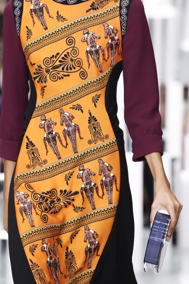 مجموعة Mary Katrantzou  لربيع وصيف 2017