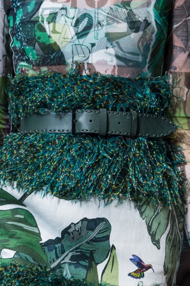 عرض أزياء "ماكس مارا" لموسم ربيع وصيف 2017