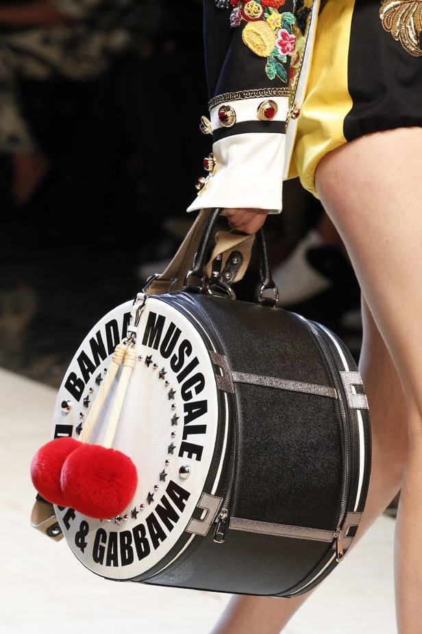 مجموعة Dolce & Gabbana  لربيع وصيف 2017