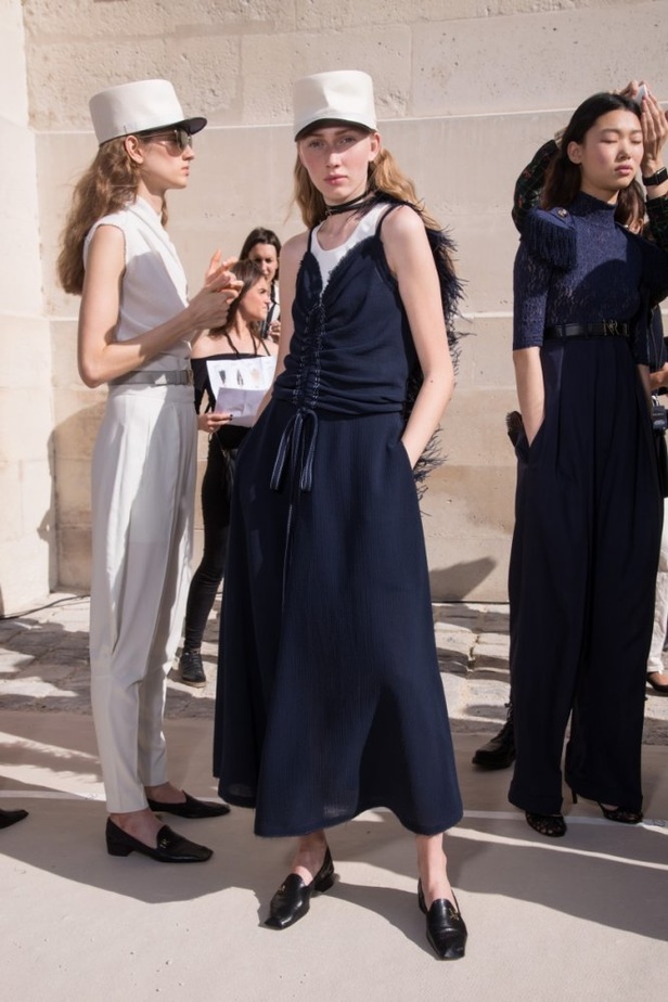 عرض أزياء Nina Ricci لموسم ربيع وصيف ٢٠١٨ !