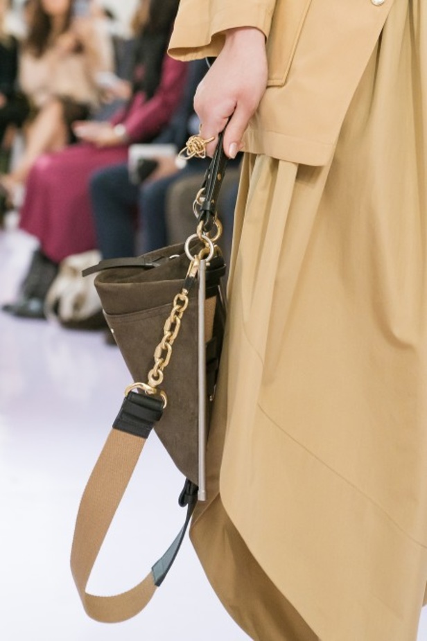 عرض كلوي لربيع وصيف 2018 في اسبوع الموضة بباريس