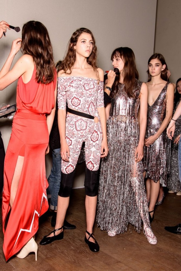 مجموعة باكو رابان لربيع وصيف 2018‏