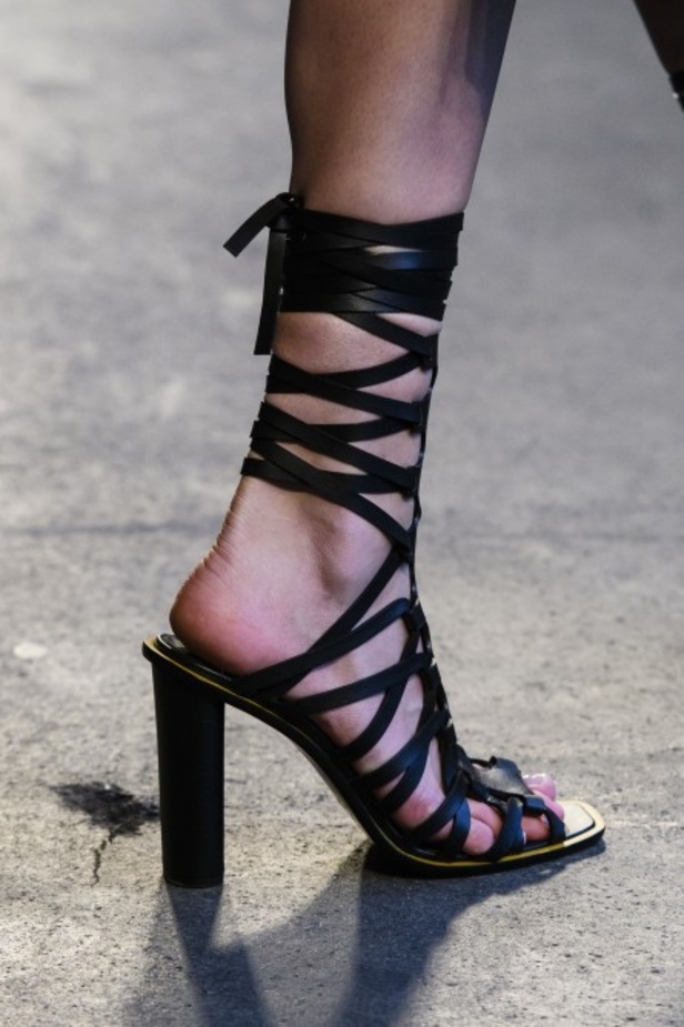 مجموعة "التوزارا" لموسم ربيع وصيف 2018