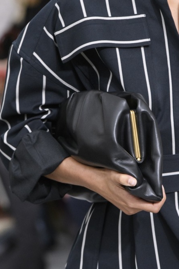 مجموعة Celine للأزياء الجاهزة لربيع وصيف 2018 !