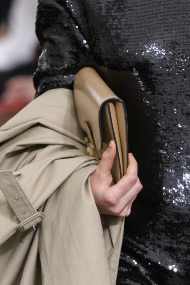 مجموعة Celine للأزياء الجاهزة لربيع وصيف 2018 !