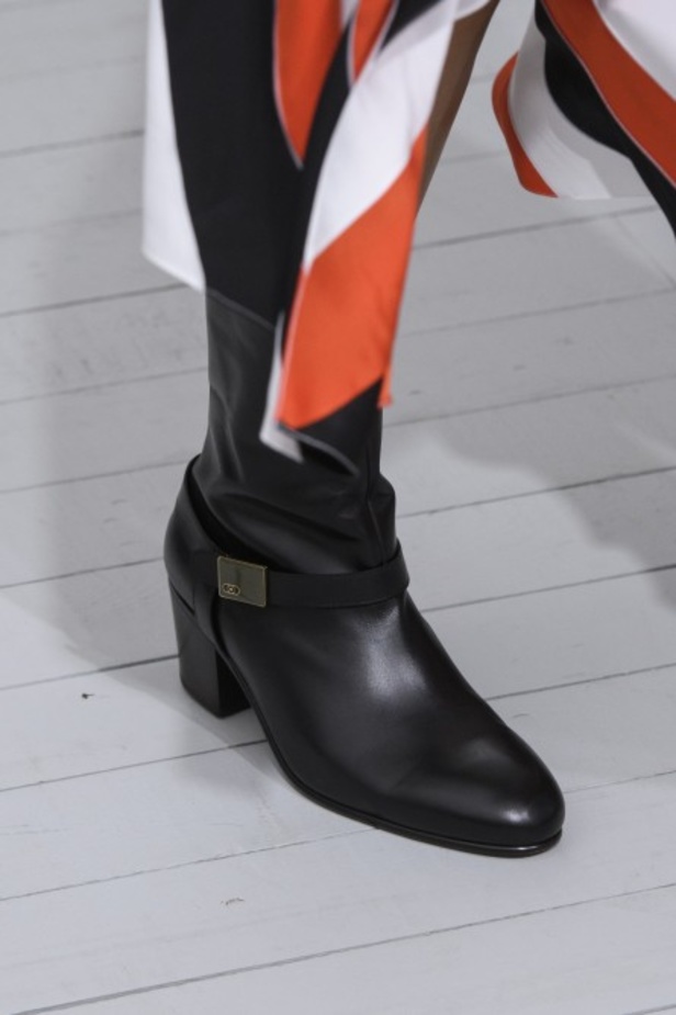 مجموعة Celine للأزياء الجاهزة لربيع وصيف 2018 !