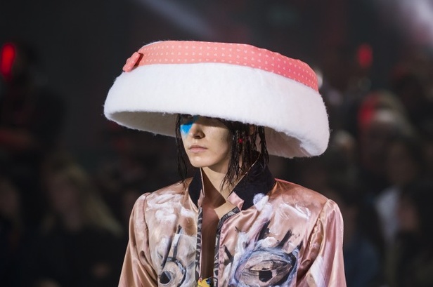 مجموعة Andreas Kronthaler for Vivienne Westwood لربيع وصيف ٢٠١٨!