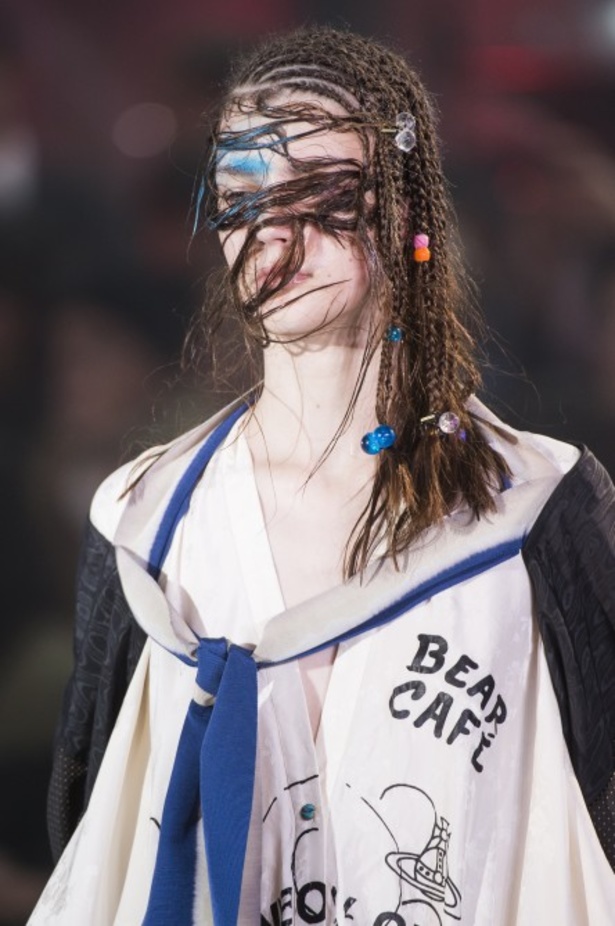 مجموعة Andreas Kronthaler for Vivienne Westwood لربيع وصيف ٢٠١٨!