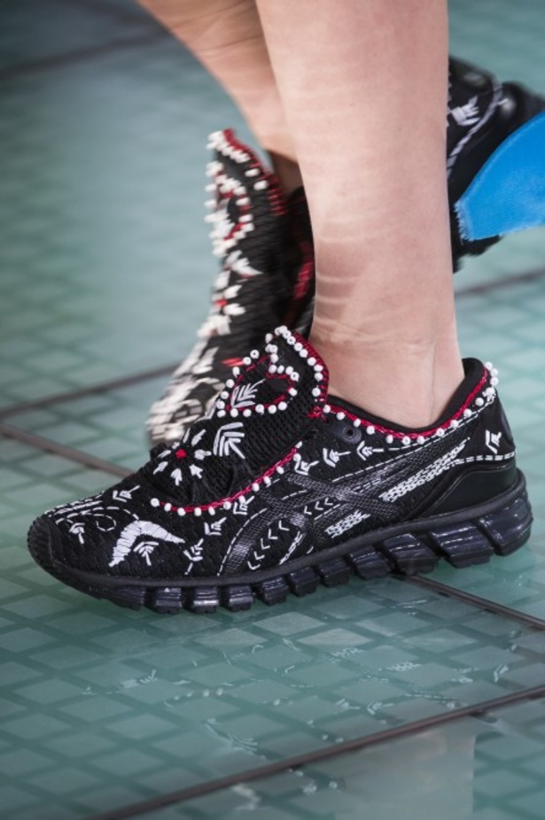 مجموعة Andreas Kronthaler for Vivienne Westwood لربيع وصيف ٢٠١٨!