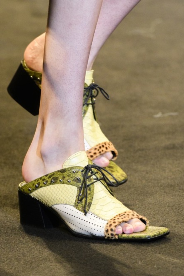 مجموعة Acne Studios لربيع وصيف 2018