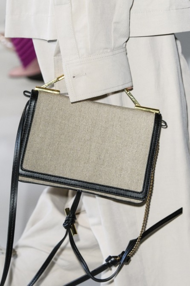 مجموعة ستيلا مكارتني لموسم ربيع وصيف 2018