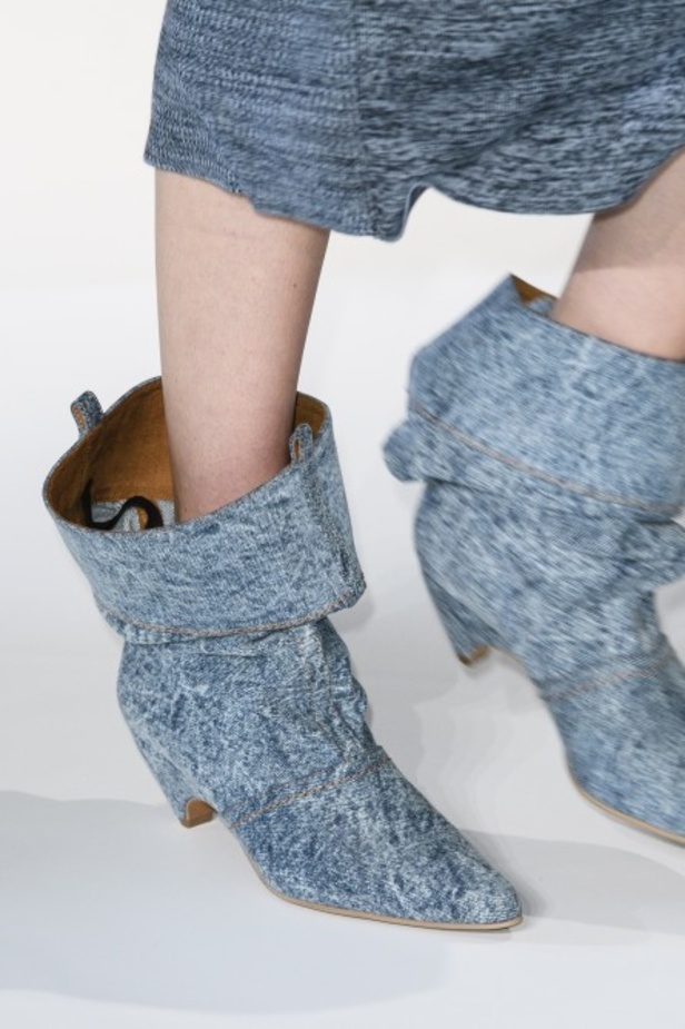 مجموعة ستيلا مكارتني لموسم ربيع وصيف 2018